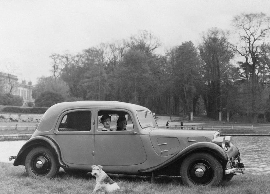  Citroen Traction Avant 1934 года  (фото 47 из 59)